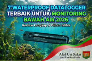 Thumbnail artikel blog berjudul 7 Waterproof Datalogger Terbaik untuk Monitoring Bawah Air 2026 menampilkan alat HOBO U24 dengan latar belakang dasar danau.